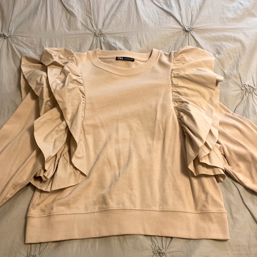 Zara- Ruffle sleeve sweatshirt